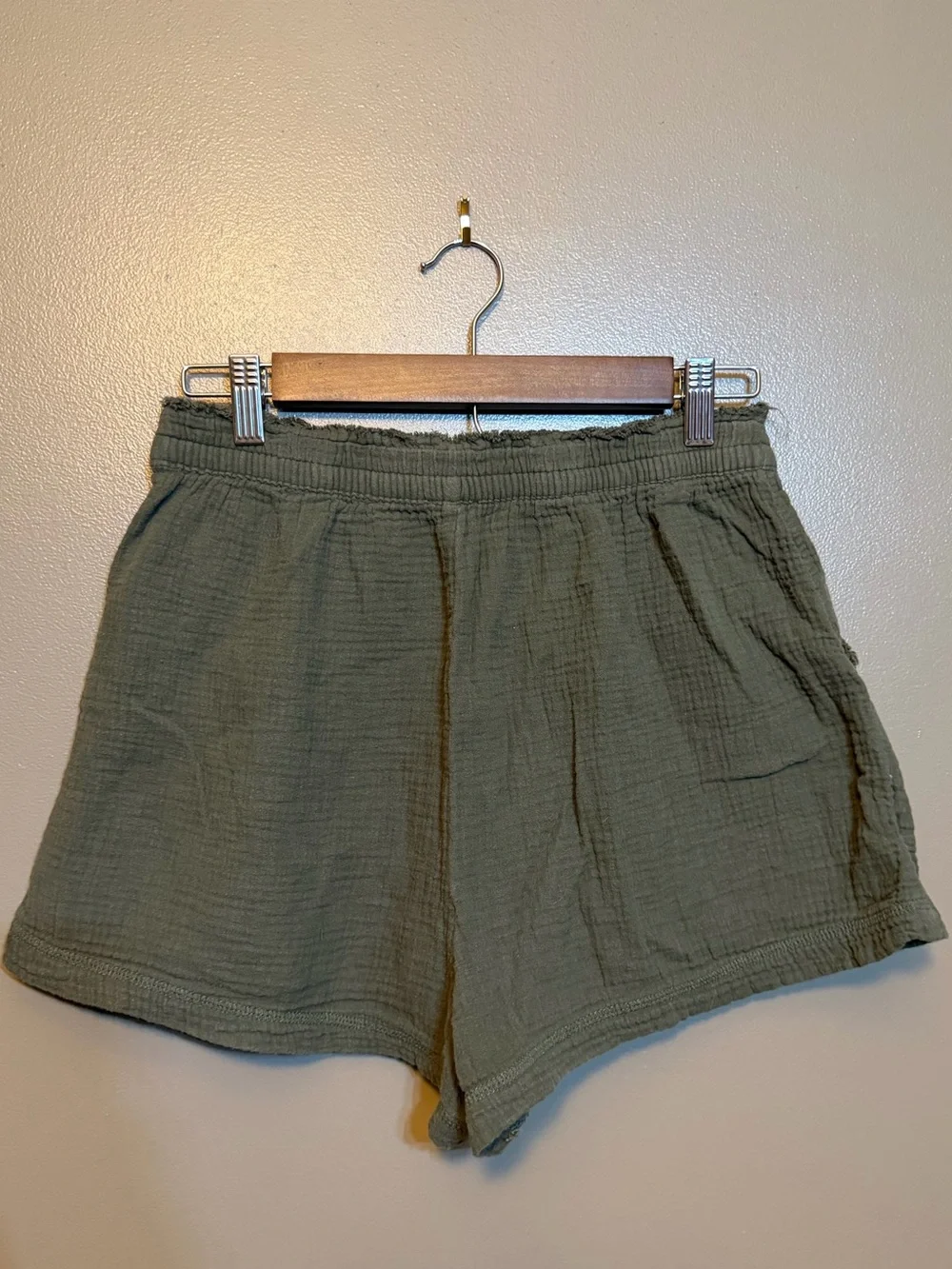 aerie Olive Green Casual Elastic-Waist Shorts